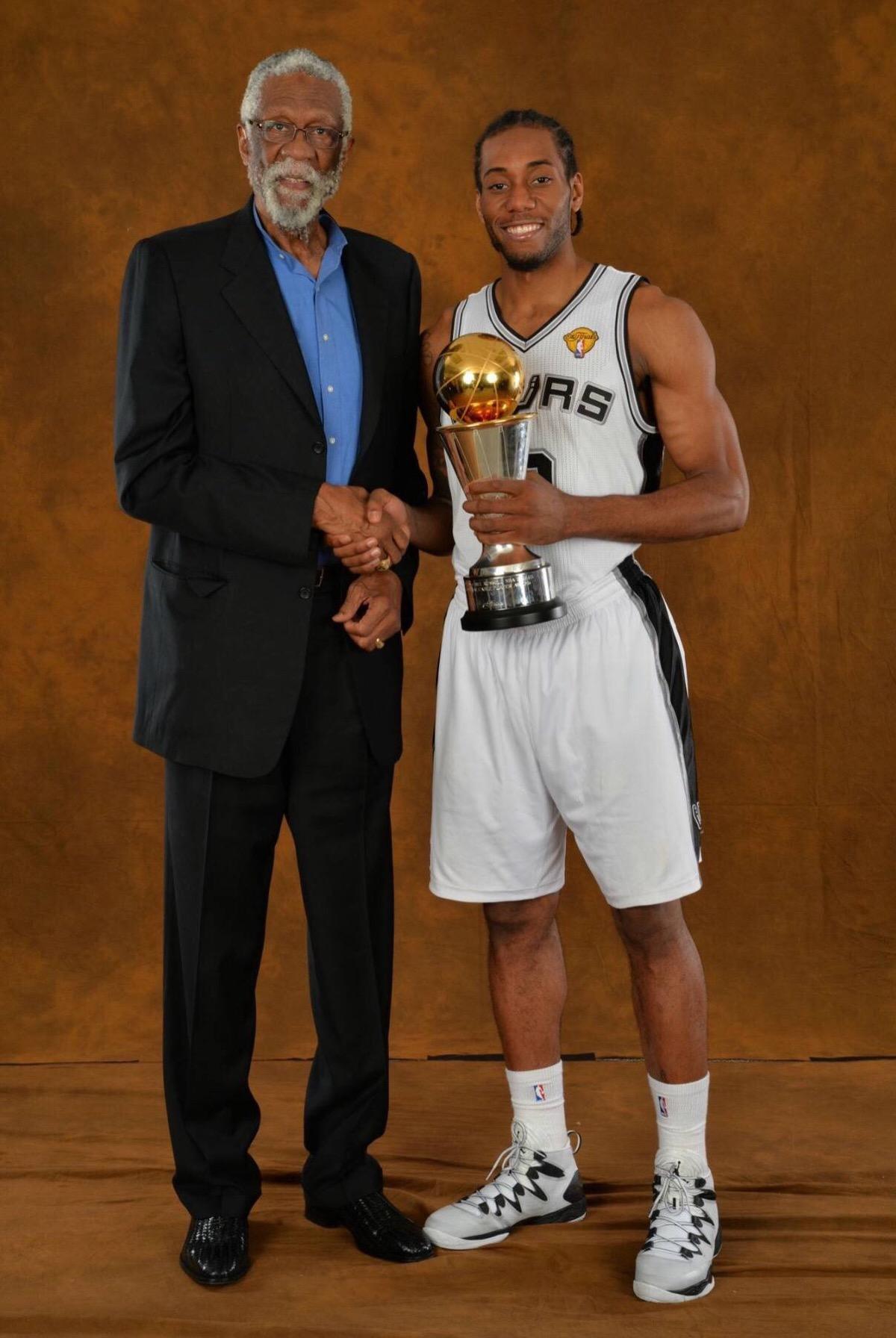 关于圣安东尼奥马刺内部会议纪要流出——转会期回应争议，欧联使命明确，球探报告显示潜力的信息