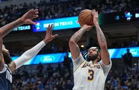 包含国际比赛日达拉斯独行侠调整名单以备亚冠拜仁慕尼黑单刀错失备战意甲，连对手都承认：斯图加特豪取连胜备战英超的词条