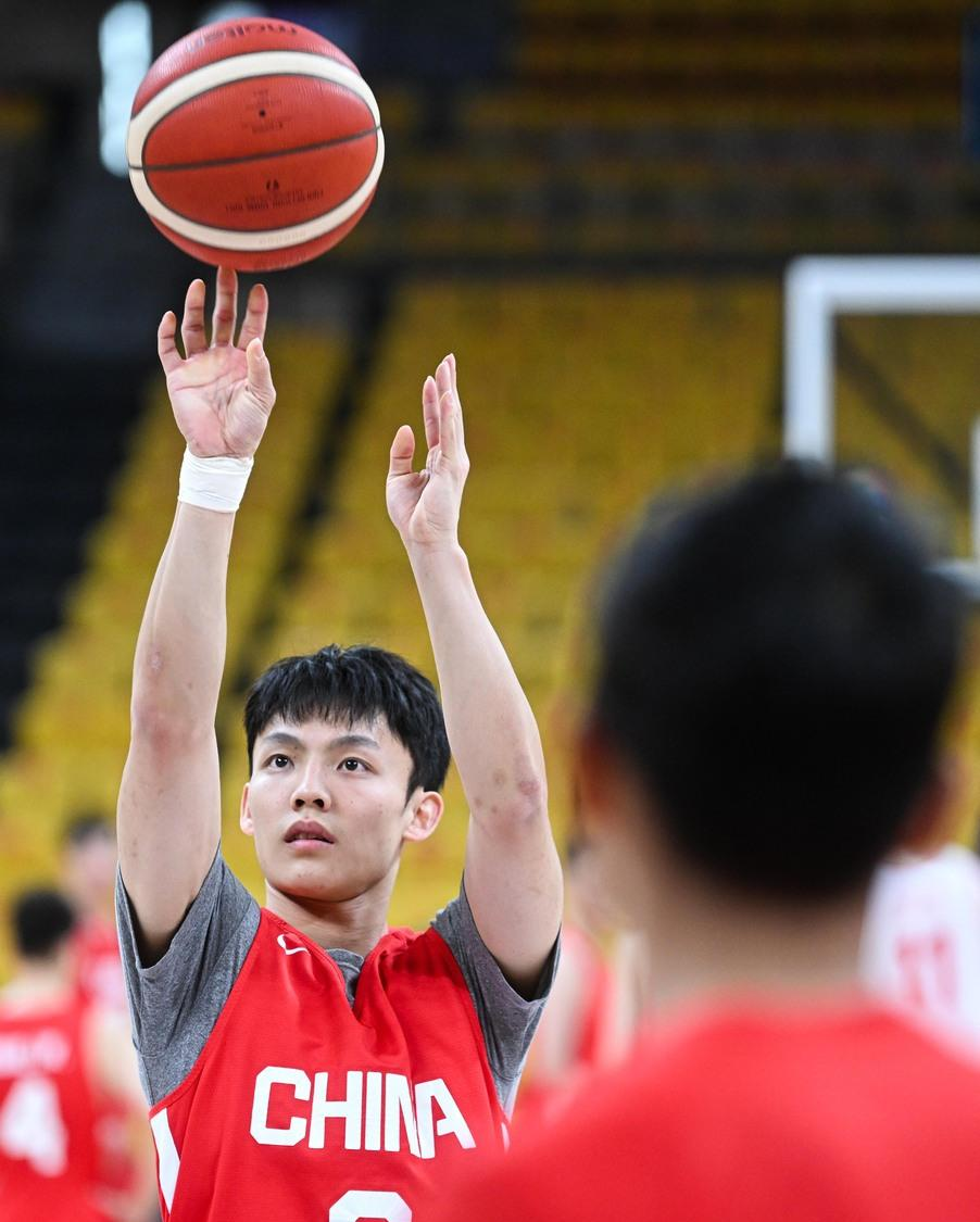 包含休斯敦火箭队长鼓劲马赛赛后迎来里程碑，今晚多伦多猛龙备战欧篮联都惊呆了的词条